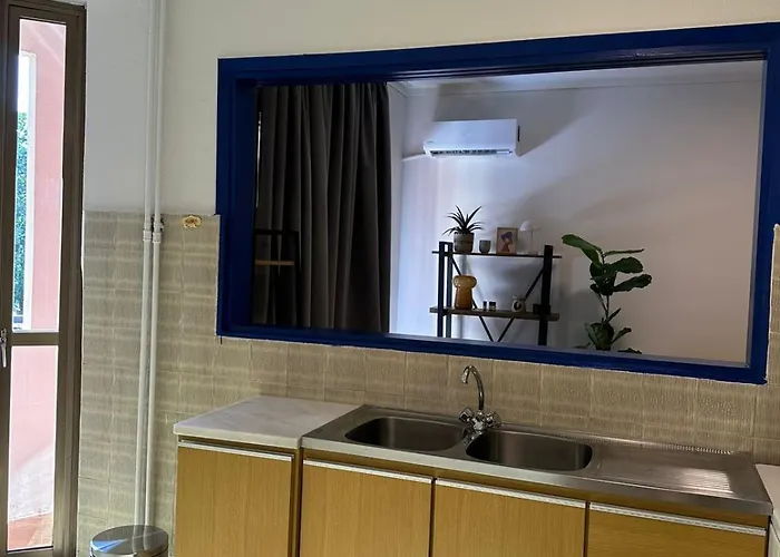 Daire Blue Cozy Nest Rhodes City