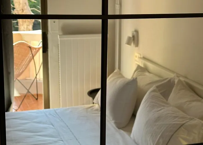 Daire Blue Cozy Nest Rhodes City